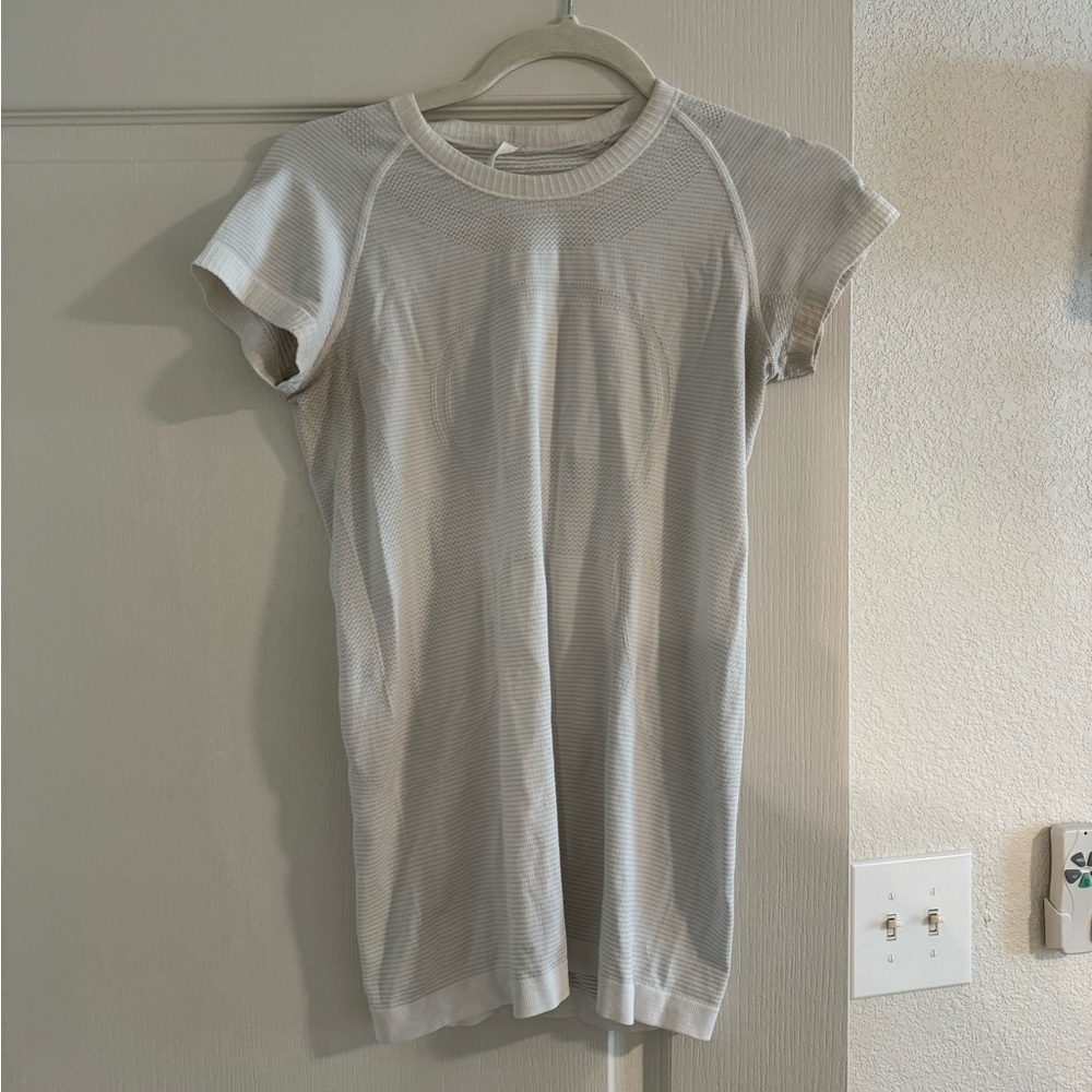 lulu lemon short sleeve swiftly